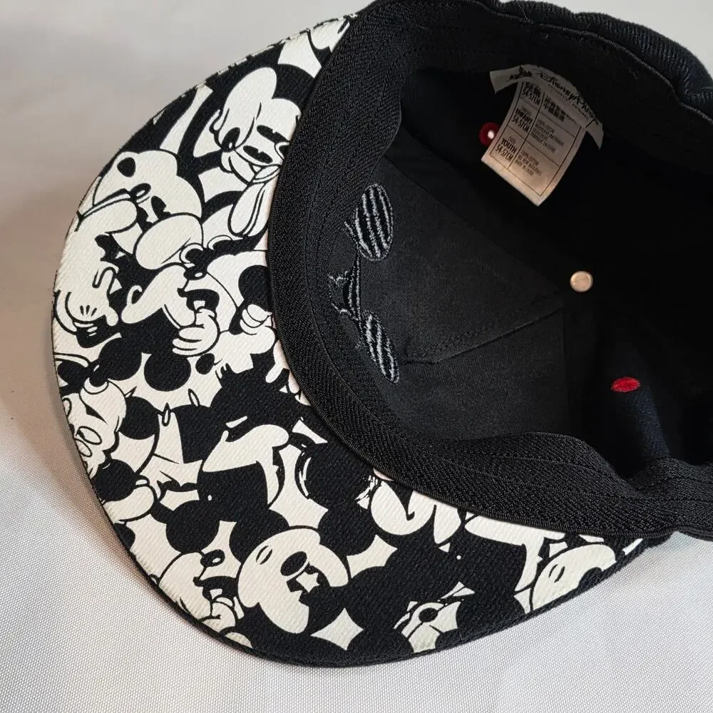 Youth 54-57cm Disney Parks Cap Hat Mickey Mouse Black Red White